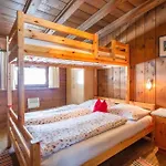 Сasa de vacaciones Bergkristall Hütte In Ruhiger Panoramalage